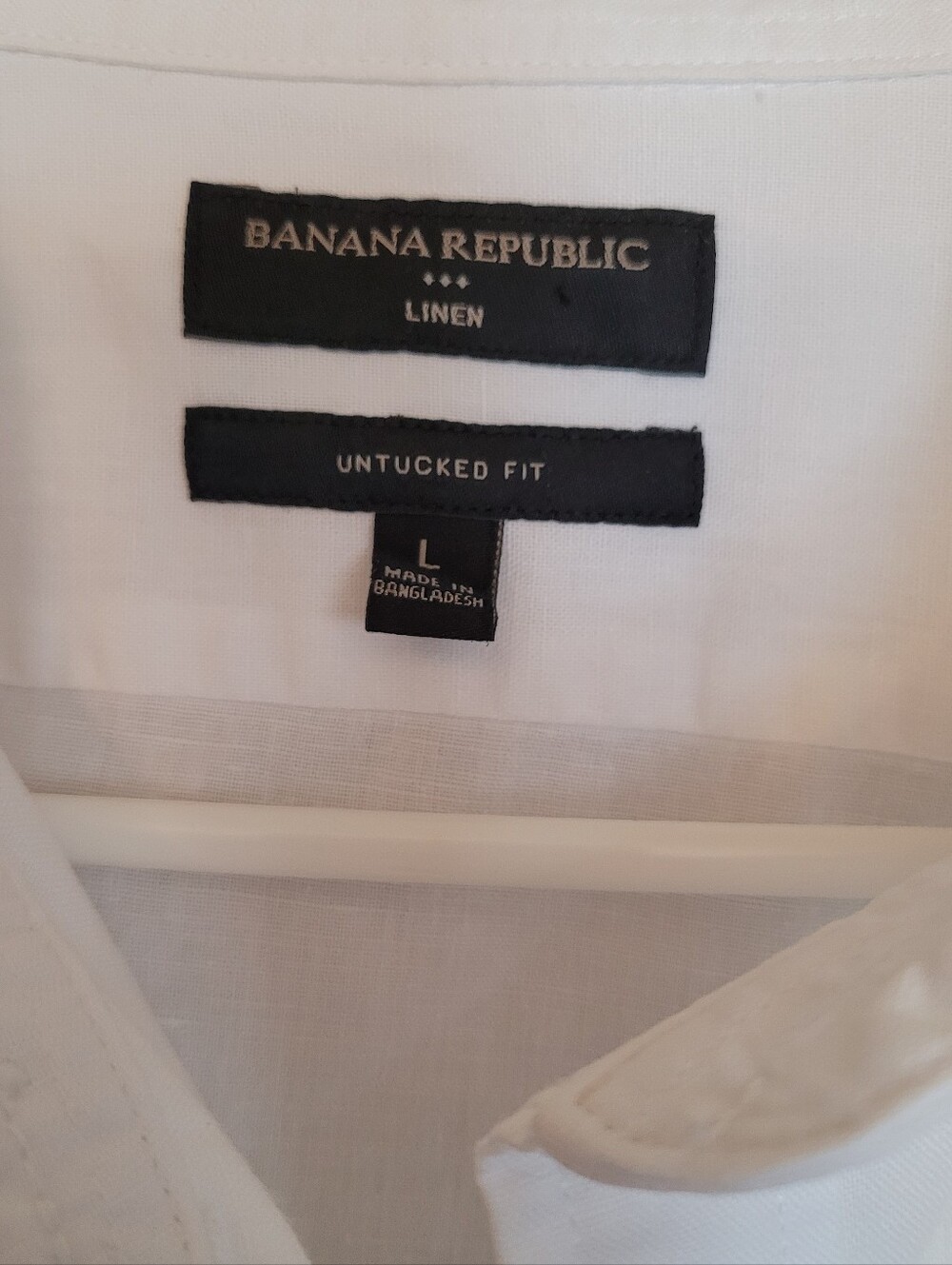 55% Linen/ 45% Cotton Blend Banana Republic Button-down in White - Picture 2 of 4